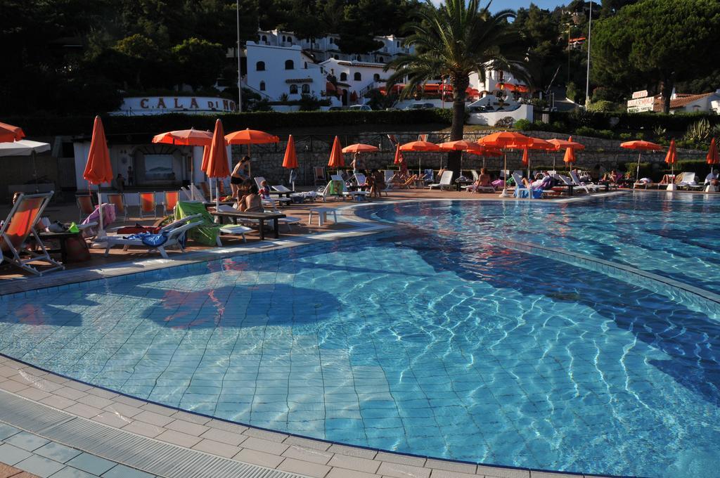 Apartahotel Cala Di Mola 4*