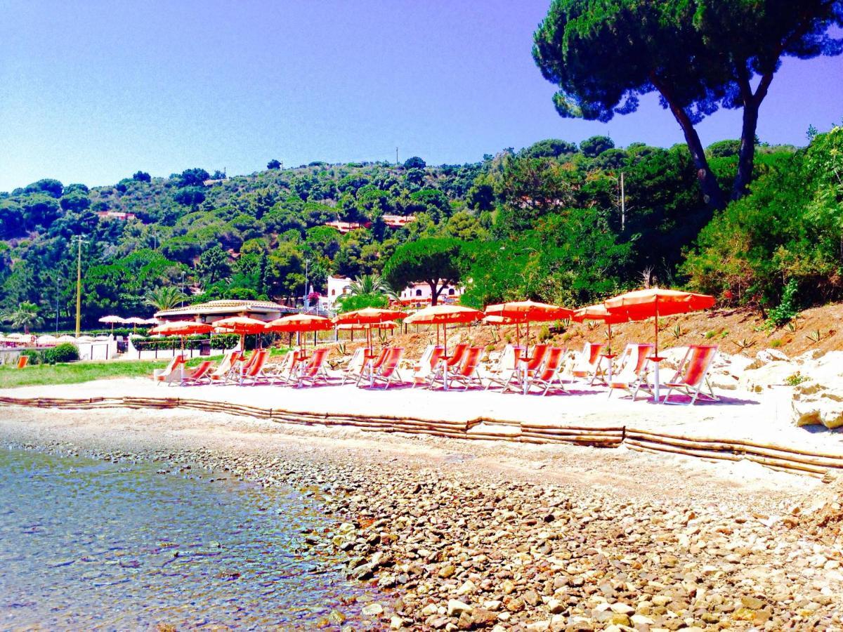 Cala Di Mola种族隔离4*